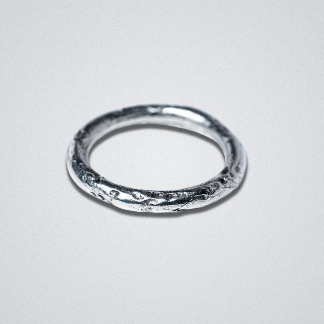 Single Rock Ring