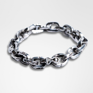 The Chain Bracelet