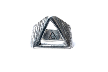 Open Pyramid Ring