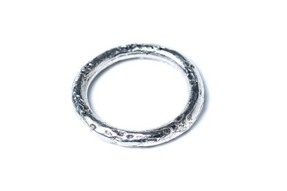 Single Rock Ring