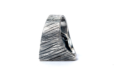 Open Pyramid Ring