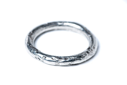 Single Rock Ring